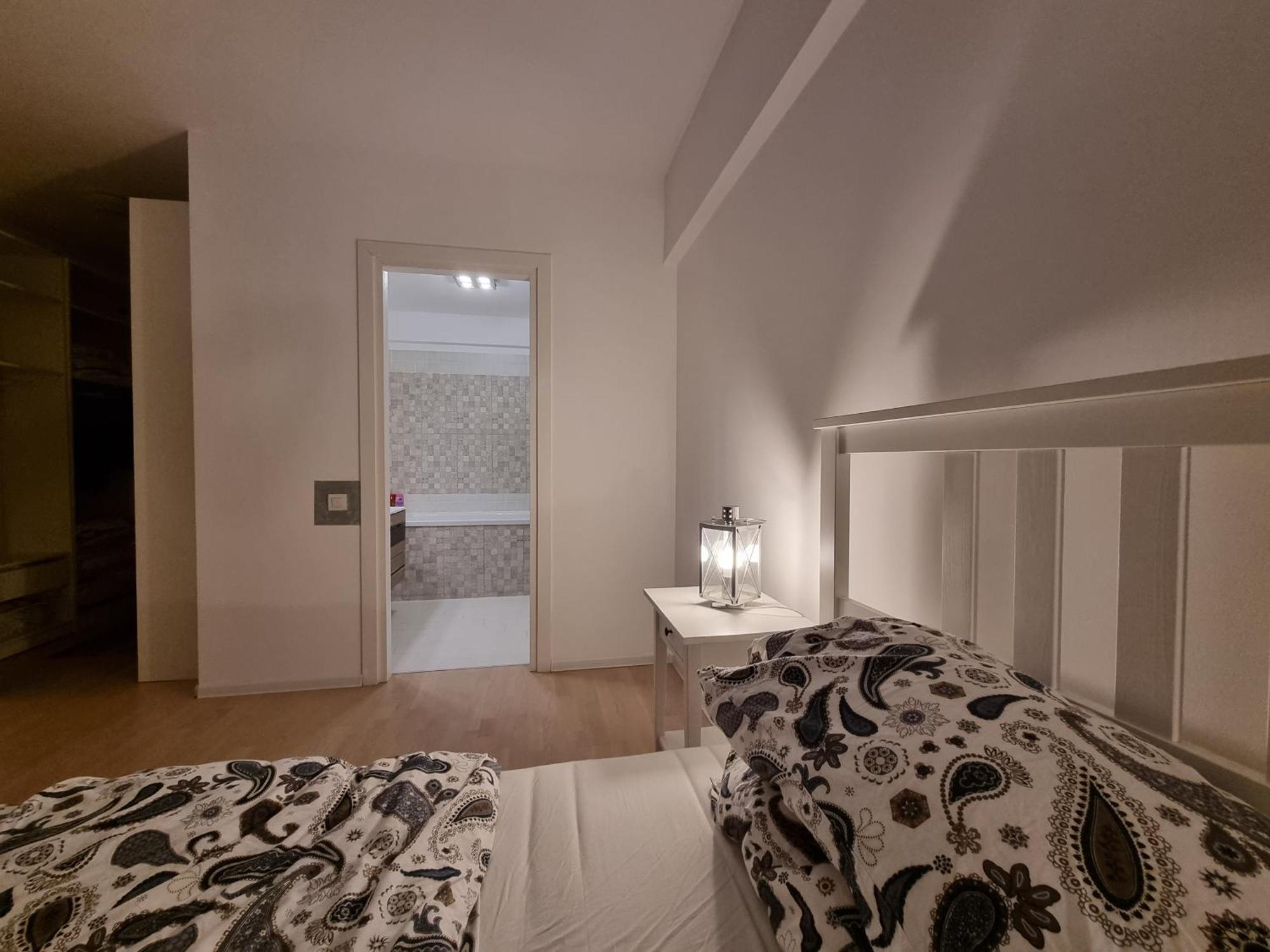 Park Residence 5, 2 Bedroom Apartment 부쿠레슈티 외부 사진