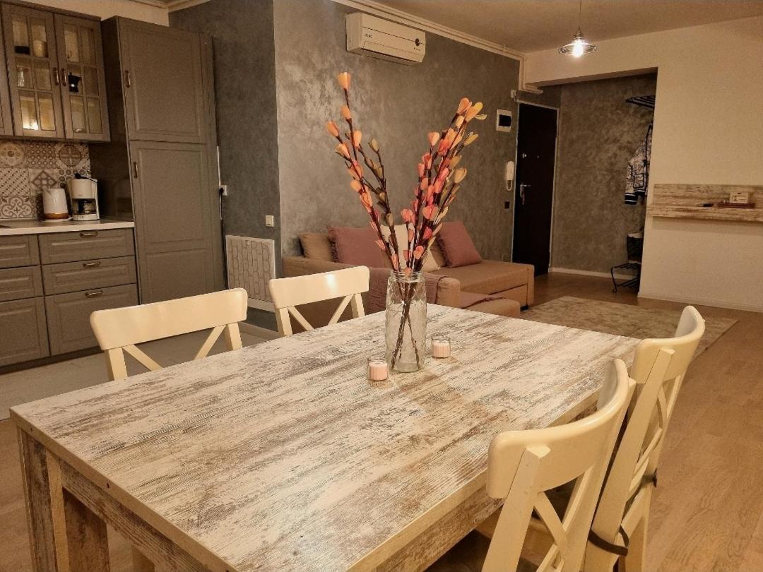 Park Residence 5, 2 Bedroom Apartment 부쿠레슈티 외부 사진